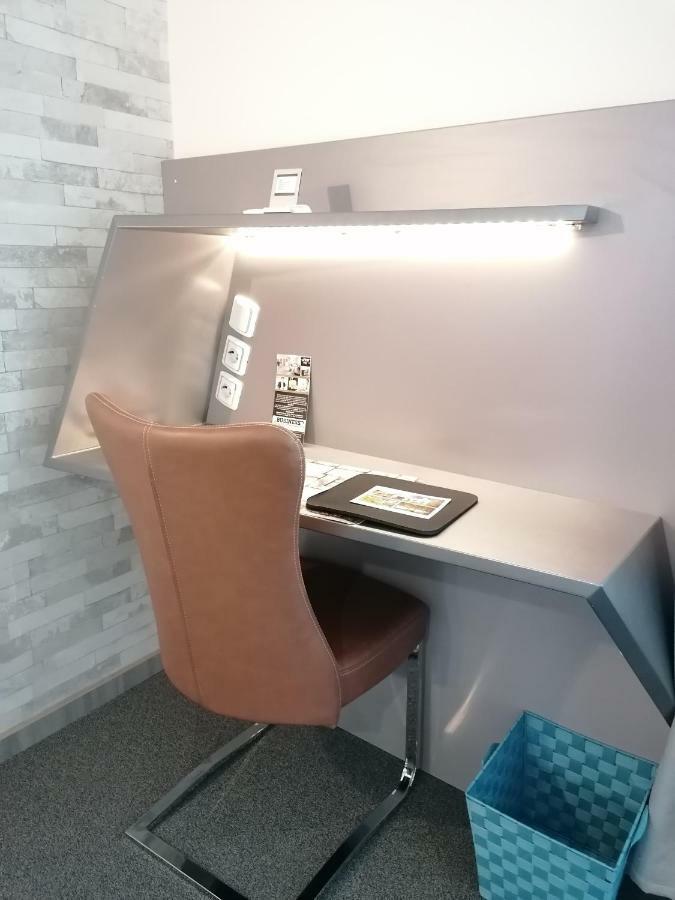 Business Apartments ホーエネムス エクステリア 写真